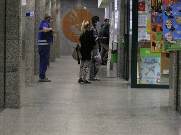 Passagiersbeweging Het Apolonia Treinstation Lissabon Mei 2021 Lissabon Portugal Passagiersverkeer — Stockfoto