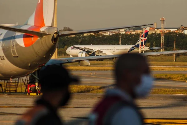 Passagierabfertigung Internationalen Flughafen Guarulhos Mai 2021 Guarulhos Brasilien Passagierabfertigung Internationalen — Stockfoto