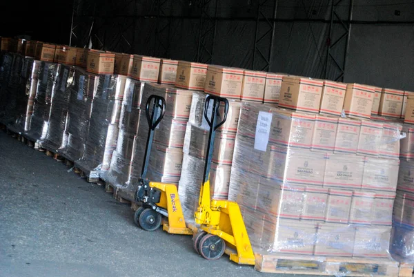 26 Mayıs 2021, Sao Paulo, Brezilya: Indianopolis civarında aşılı depo