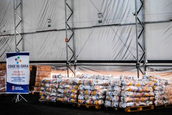 26 Mayıs 2021, Sao Paulo, Brezilya: Indianopolis civarında aşılı depo