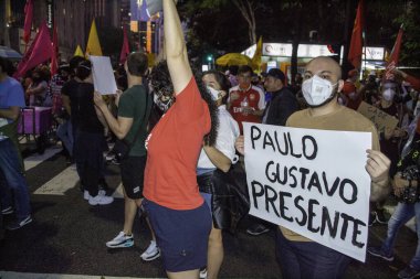 Bolsonaro hükümetine karşı protesto Porto Alegre. 29 Mayıs 2021, Porto Alegre, Brezilya: Cumhurbaşkanı Jair Bolsonaro hükümetine karşı protestocular, sol partiler ve sendika merkezleriyle bağlantılı protestocular 