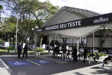 Sao Paulo valisi Joao Doria 'nın katıldığı bir etkinliğe katılmak için Covid-19 tanı testi. 27 Mayıs 2021, Sao Paulo, Brezilya: Tüm katılımcıların güvenliği ve sağlığını sağlamak için Covid-19 'un Teşhis Testi