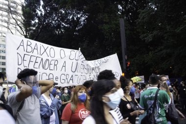 Bolsonaro hükümetine karşı protesto Porto Alegre. 29 Mayıs 2021, Porto Alegre, Brezilya: Cumhurbaşkanı Jair Bolsonaro hükümetine karşı protestocular, sol partiler ve sendika merkezleriyle bağlantılı protestocular 