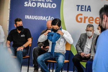 Sao Paulo Belediye Başkanı Ricardo Nunes Bruno Covas Yeşil Yenilik Merkezi 'ni açıyor. 5 Haziran, Sao Paulo, Brezilya: Sao Paulo Belediye Başkanı Ricardo Nunes, Bruno Covas Yeşil Sampa Yenilik Merkezi 'nin açılış töreninde