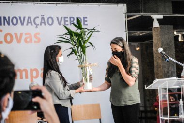 Sao Paulo Belediye Başkanı Ricardo Nunes Bruno Covas Yeşil Yenilik Merkezi 'ni açıyor. 5 Haziran, Sao Paulo, Brezilya: Sao Paulo Belediye Başkanı Ricardo Nunes, Bruno Covas Yeşil Sampa Yenilik Merkezi 'nin açılış töreninde