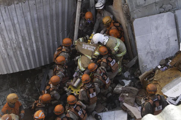 Collapse Building Rio Das Pedras 2021年6月3日 巴西里约热内卢 位于里约热内卢西区的一座四层楼房在本周四黎明时分倒塌 — 图库照片