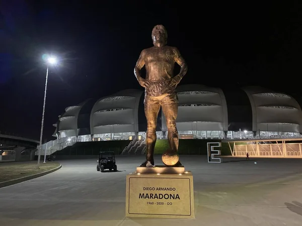 Standbeeld Van Diego Maradona Voor Het Santiago Del Estero Stadion — Stockfoto