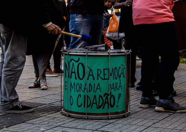 ポルト アレグレではホームレスの人々が避難所でより多くのスペースを求めて抗議している 2021年6月11日ブラジル ポルト アレグレ市役所前でNgo Mnpr National Motion Street Population — ストック写真