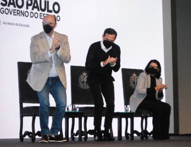 Sao Paulo Valisi Joao Doria, Mahrem Haysiyet Programı 'nın başlatılmasına katılıyor. 14 Haziran 2021, Sao Paulo, Brezilya Sao Paulo Valisi Joao Doria ve Eğitim Bakanı Rossieli Soares