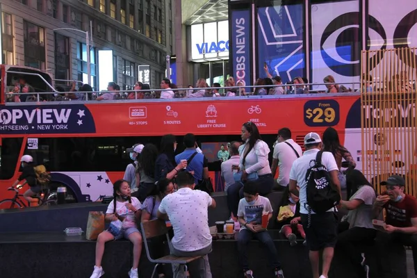 Overvolle Times Square Midden Van Covid Juni 2021 New York — Stockfoto