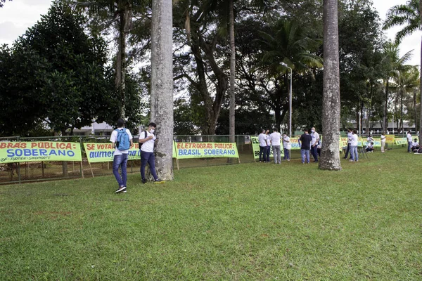 先住民はブラジリアのエスプラネードで抗議している 2021年6月15日ブラジル連邦管区ブラジリア — ストック写真