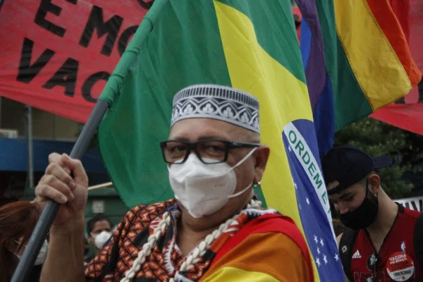 在马瑙斯抗议博索纳罗总统的政府 2021年6月19日 巴西马瑙斯 反布尔松运动于星期六 19日 在22个州和联邦区走上街头抗议总统博尔索纳罗 — 图库照片