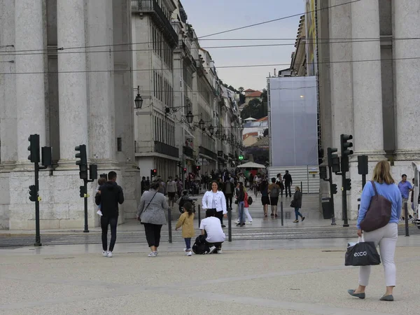 Pohyb Turistů Trati Transtejo Fluvial Která Součástí Lisabonské Veřejné Dopravy — Stock fotografie