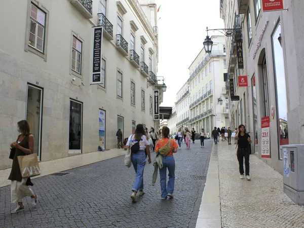 Κίνηση Στην Περιοχή Baixa Chiado Οποία Βρίσκεται Στον Κόλπο Μεταξύ — Φωτογραφία Αρχείου