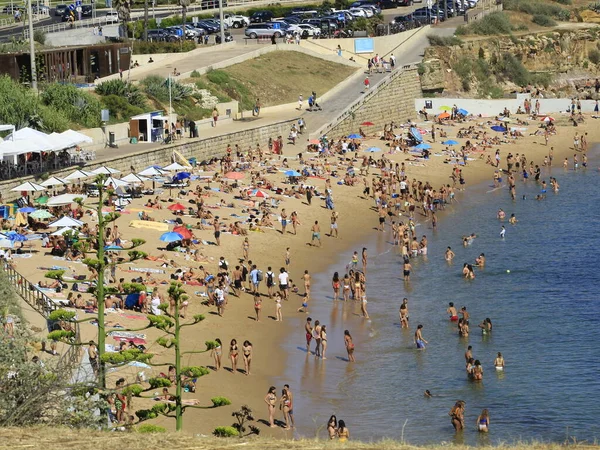 Купальщики Пляже Сао Педру Эсторил Португалии Июня 2021 Года Кашкайш — стоковое фото