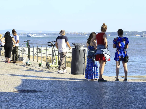 Yazın Ilk Perşembesi Portekiz Insan Dolaşımı Haziran 2021 Cascais Portekiz — Stok fotoğraf