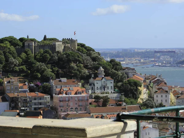 Lizbona Portugalia Publiczność Widok Lizbonę Senhora Monte Viewpoint Położony Parafii — Zdjęcie stockowe