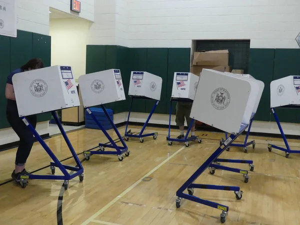 Tepid Reponse New Yorker Voting Mayoral Primary Juni 2021 Brooklyn — Stockfoto