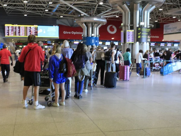 Déplacement Des Passagers Aéroport Lisbonne Juin 2021 Lisbonne Portugal Lourds — Photo