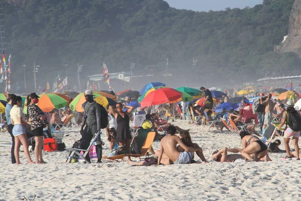 Cariocas Copacabana Beach Covid June 2021 Rio Janeiro Brazil Weather — Stock Photo, Image