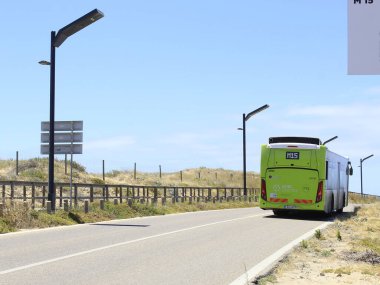 Transport movement to travel from Lisbon to Cascais, in Portugal. June 30, 2021, Lisbon, Portugal. Movement of people in Transport to travel from Lisbon to Cascais, in metropolitan region, on Wednesday (30). Route includes bus, subway and train