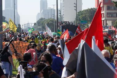 Protest against Bolsonaro in Rio de Janeiro. July 3, 2021, Rio de Janeiro, Brazil: Thousands of demonstrators took to the streets of Rio de Janeiro , in front of the statue of Zumbi dos Pamares, on Avenida Presidente Vargas
