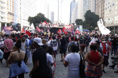 Protest against Bolsonaro in Rio de Janeiro. July 3, 2021, Rio de Janeiro, Brazil: Thousands of demonstrators took to the streets of Rio de Janeiro , in front of the statue of Zumbi dos Pamares, on Avenida Presidente Vargas