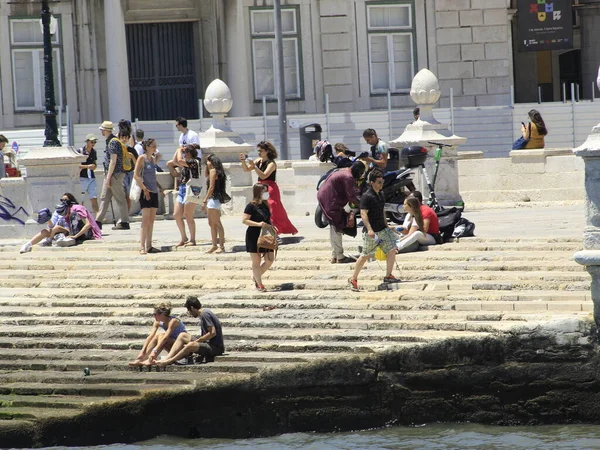 Int Движение Туристов Комерческой Площади Лисбоне Июля 2021 Года Лисбон — стоковое фото