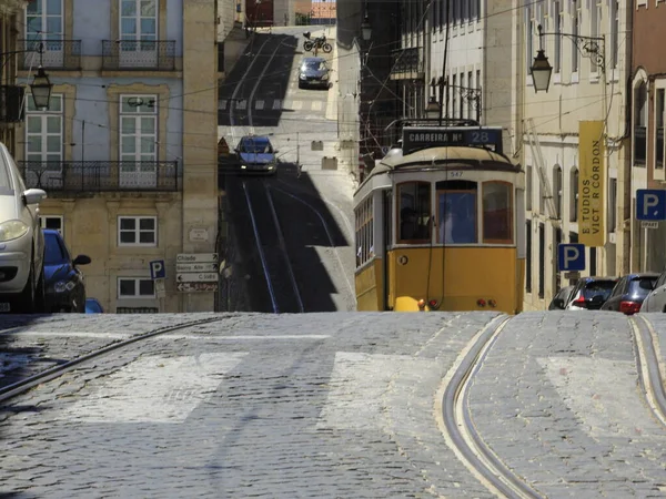 Τουριστική Κίνηση Στο Τελεφερίκ Στη Λισαβόνα Ιουλίου 2021 Λισαβόνα Πορτογαλία — Φωτογραφία Αρχείου