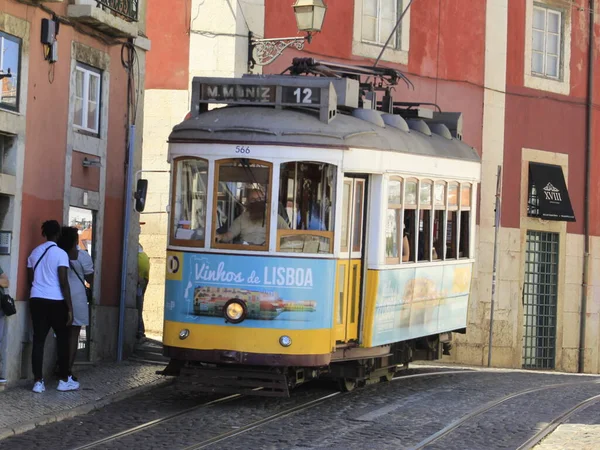 Τουριστική Κίνηση Στο Τελεφερίκ Στη Λισαβόνα Ιουλίου 2021 Λισαβόνα Πορτογαλία — Φωτογραφία Αρχείου