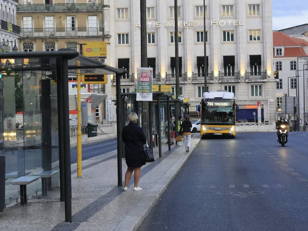 Transportbewegung Lissabon Lissabon Juli 2021 Lissabon Bewegung Metrostationen Und Bushaltestellen — Stockfoto