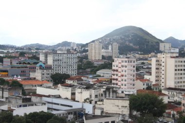 Niteroi-Rio de Janeiro 'nun havadan görünüşü. 6 Temmuz 2021, Niteroi, Rio de Janeiro, Brezilya: Rio de Janeiro 'da Niteroi' nin havadan görünüşü).