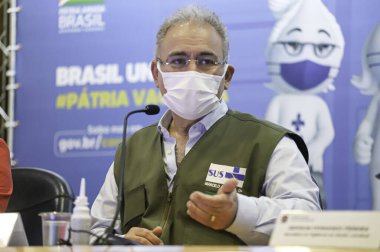 Covid-19 'a karşı hamile ve doğum sonrası kadınların aşılanmasında basın toplantısı / yeni yönergeler. 8 Temmuz 2021, BRASIIA, DF, Brezilya: - Sağlık Bakanı, Marcelo Queiroga, ve Covid-19