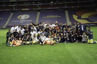 Kolombiya ve Peru. 9 Temmuz 2021, Brasilia, Federal Bölge, Brezilya: Brezilya 'da Mane Garrincha Stadyumu' nda düzenlenen Copa America 2021 'de üçüncü sırada yer alan Kolombiya ile Peru arasındaki futbol maçı