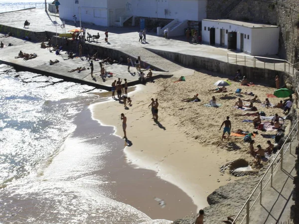 Poca Beach Cascais July 2021 Lisbon Portugal Bathers Enjoy Sunny — Stock Photo, Image