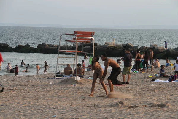 Crowded Coney Island Beach Brooklyn Juillet 2021 Coney Island Brooklyn — Photo