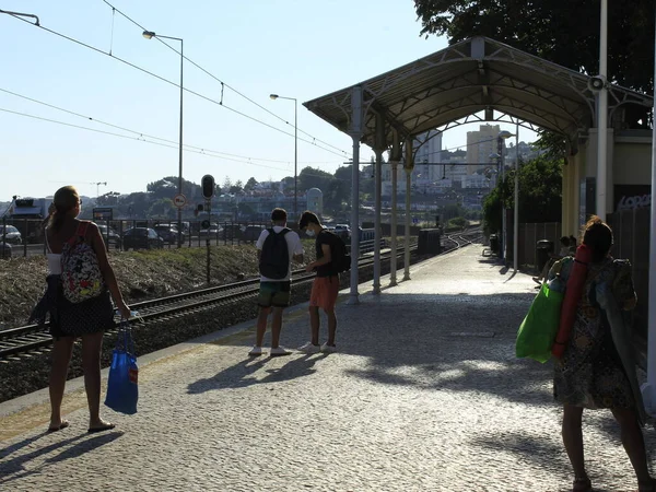 Circulação Pessoas Nas Estações Comboios Lisboa Para Distrito Caixas Julho — Fotografia de Stock