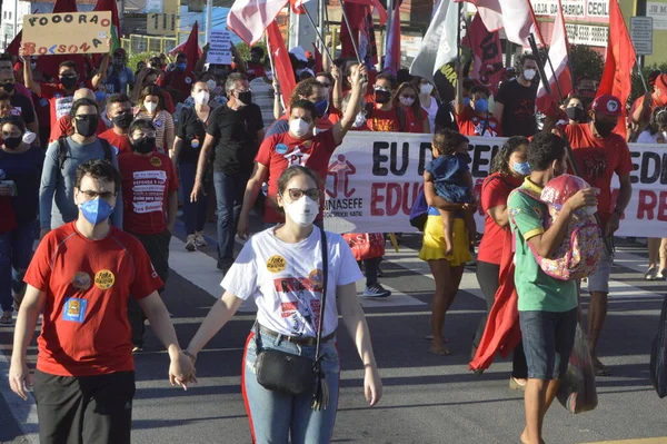Int ナタールのボルソナーロ大統領の政府に対する抗議 7月24 2021 ブラジル ナタール 組合と左翼運動に関連した抗議者は 大統領の弾劾のために より多くのワクチンとGaiのために Jair — ストック写真