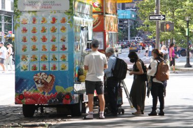 $100 Cash for getting Vaccine in New York. July 30, 2021, New York , USA: In an effort to get everyone vaccinated in New York City, the Mayor, Bill de Blasio and the city government is offering $100 to anyone for getting the first dose