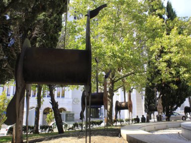 Twelve knights army occupies Auditorium Garden, in Lisbon. July 31, 2021, Lisbon, Portugal: An army of twelve knights occupies Auditorium Garden, next to Culturgest, inaugurated in 1995 and ceded to the city as a public space for culture 
