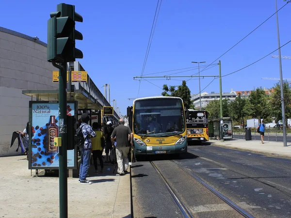 Juli 2021 Lisbon Portugal Bewegung Einem Bahnhof Lisbon Den Bezirk — Stockfoto