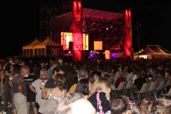 Pubblico Durante Feste Night Rose Emilia Romagna Luglio 2021 Riccione — Foto Stock