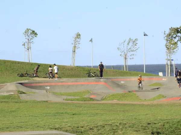 Juli 2021 Lissabon Portugal Beweging Tejo Park Lissabon Vrijdag Midden — Stockfoto