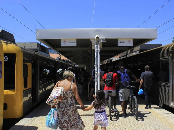 July 2021 Lisbon Portugal Movement Train Station Lisbon District Cascais — Foto de Stock