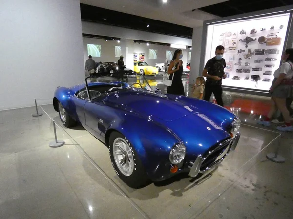 Petersen Automotive Museum One Kind International Automotive Design Showcase Wordt — Stockfoto