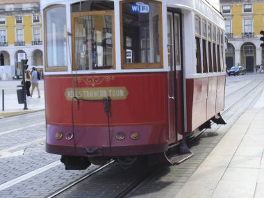 Lizbon 'da toplu taşıma hareketi. 1 Ağustos 2021, Lizbon, Portekiz: 1 Ağustos Pazar günü, koronavirüs salgınının ortasında Portekiz 'in Lizbon kentinde toplu taşımacılık hareketi. 