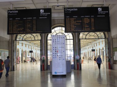 Lizbon 'da toplu taşıma hareketi. 1 Ağustos 2021, Lizbon, Portekiz: 1 Ağustos Pazar günü, koronavirüs salgınının ortasında Portekiz 'in Lizbon kentinde toplu taşımacılık hareketi. 