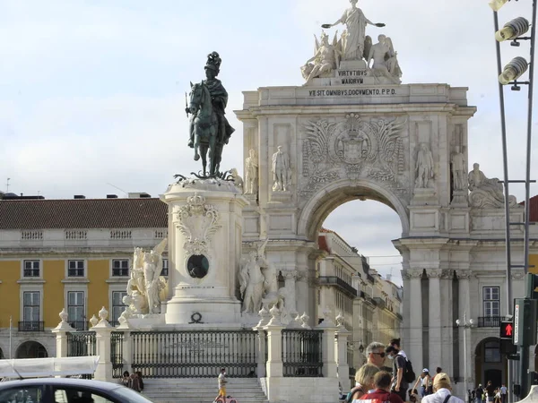 2021年8月1日 葡萄牙里斯本 欧洲夏季中期 里斯本最常去的城市之一 科梅西奥广场的运动 — 图库照片