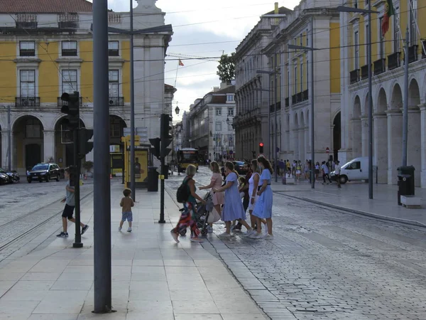 Αυγούστου 2021 Λισαβόνα Πορτογαλία Κίνηση Στην Πλατεία Comercio Μία Από — Φωτογραφία Αρχείου