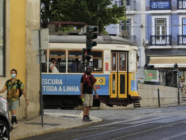 Μετακίνηση Στις Δημόσιες Μεταφορές Στη Λισαβόνα Αυγούστου 2021 Λισαβόνα Πορτογαλία — Φωτογραφία Αρχείου